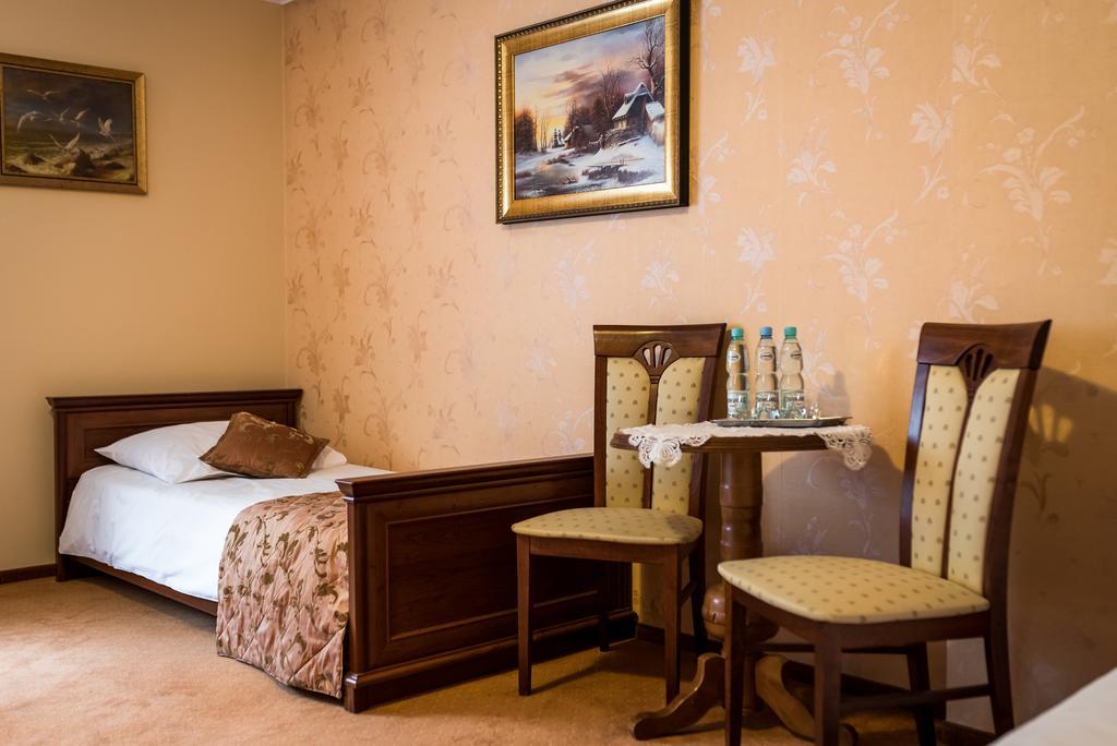Hotel Palac Akropol Люблін Номер фото