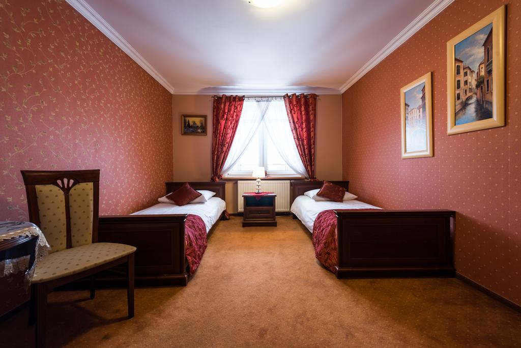Hotel Palac Akropol Люблін Номер фото