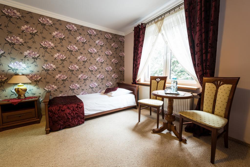 Hotel Palac Akropol Люблін Номер фото