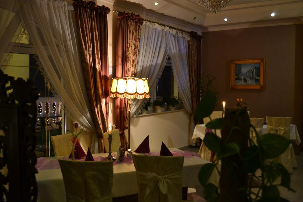 Hotel Palac Akropol Люблін Екстер'єр фото