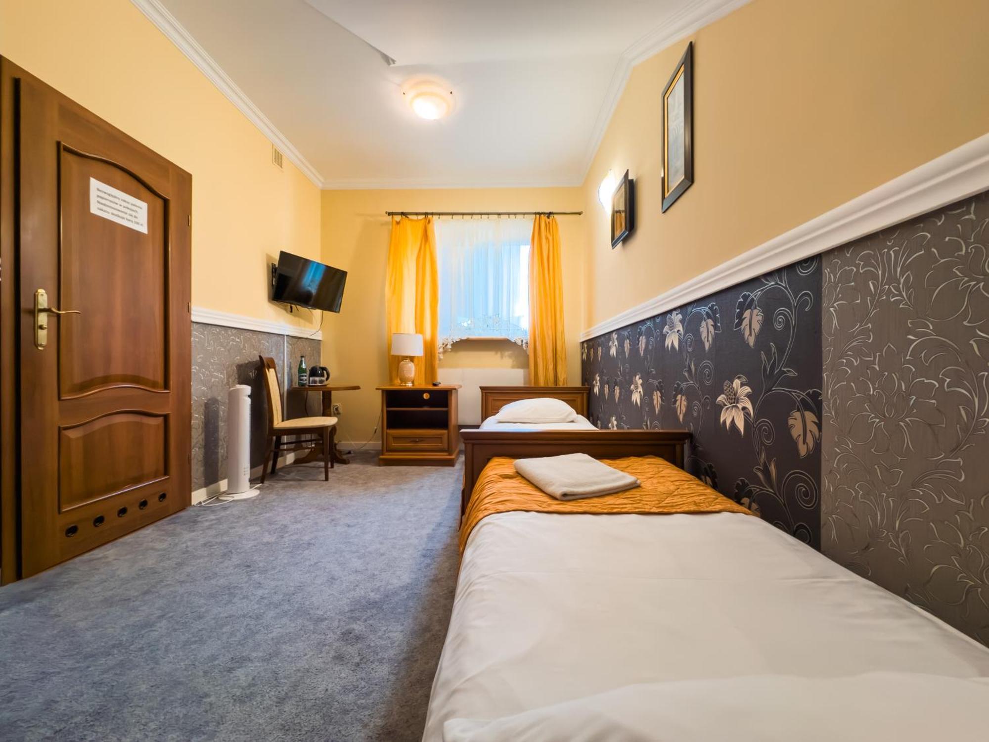 Hotel Palac Akropol Люблін Екстер'єр фото