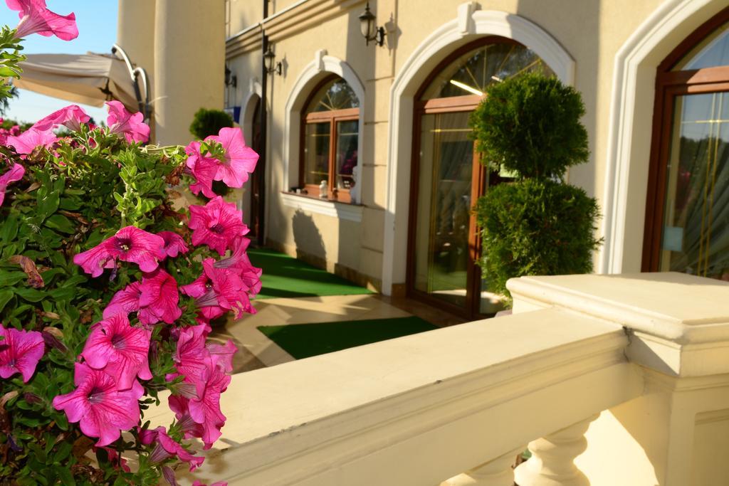 Hotel Palac Akropol Люблін Екстер'єр фото